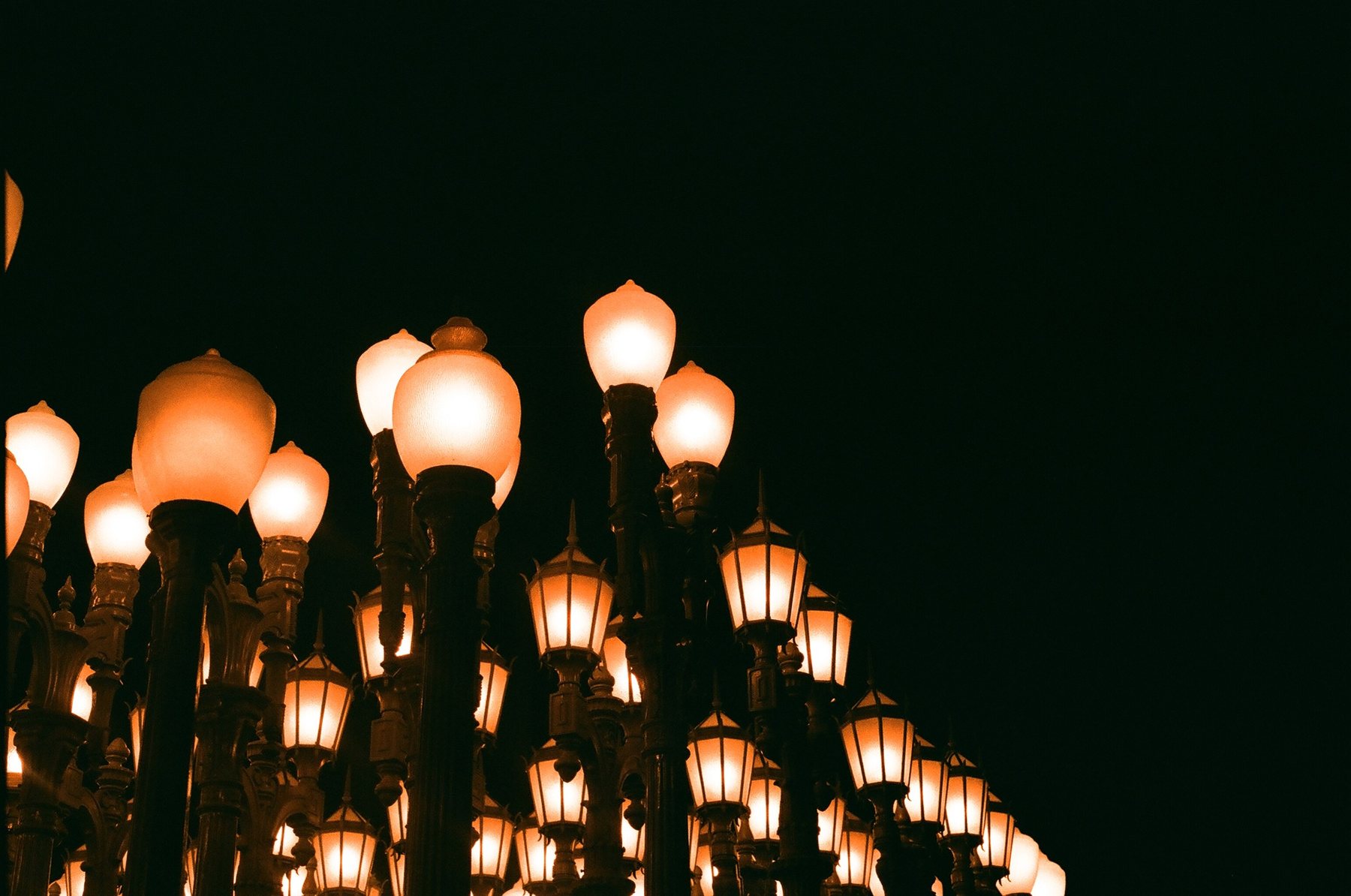 Gold atmosphere